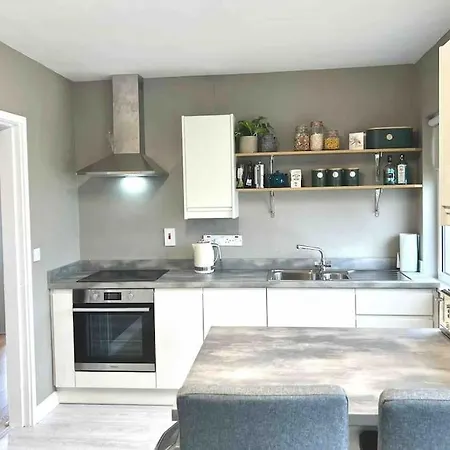 Donegal With Sea Views & Internet Tv, Sleeps Six Lettermacaward