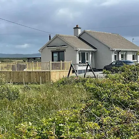 Donegal With Sea Views, Sleeps Six