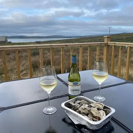 Donegal With Sea Views & Internet Tv, Sleeps Six Semesterbostad *